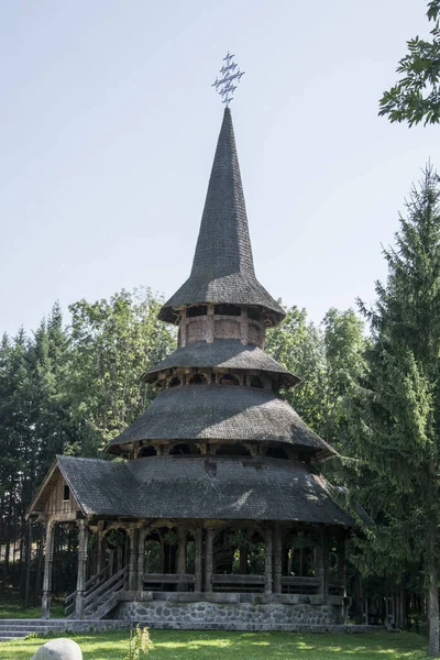 Sommaraltaret Från Sapanta Peri Klostret Träkonstruktion Maramures Stil Med Ett — Stockfoto