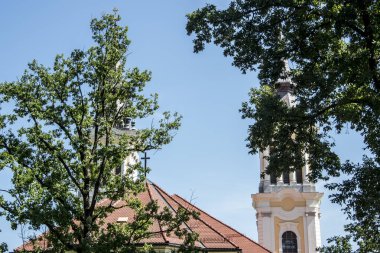 Bazilika Minor 'daki Aziz Mary Manastırı Roma Katolik tarikatına aittir. 1992 'de Papa 2. John Paul manastıra 