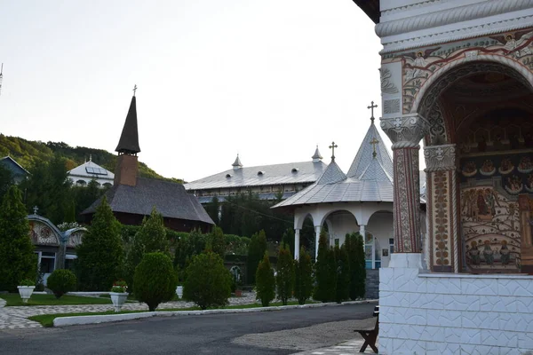 Klasztor Świętego Krzyża Oradei Stary Kościół Ortodoksyjny Kompleks Klasztorny Zbudowany — Zdjęcie stockowe