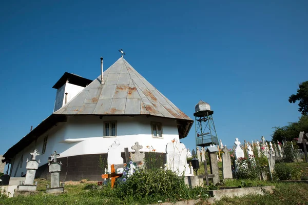 Die Holzkirche Von Novaci Foreign Wurde Auf Dem Fundament Der — Stockfoto