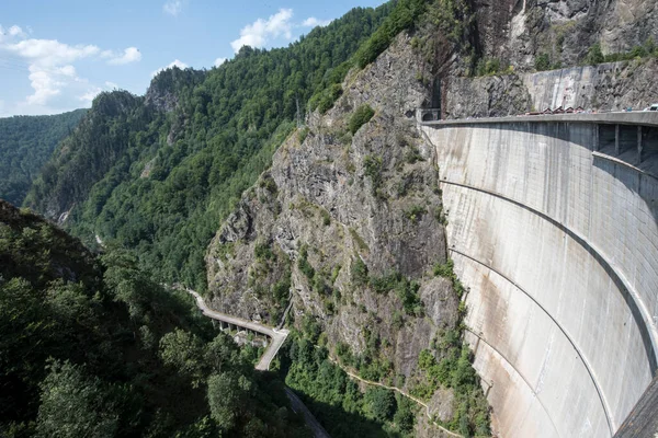 Der Vidraru Staudamm Fagaras Gebirge Der Zwischen Den Hängen Pleaa — Stockfoto