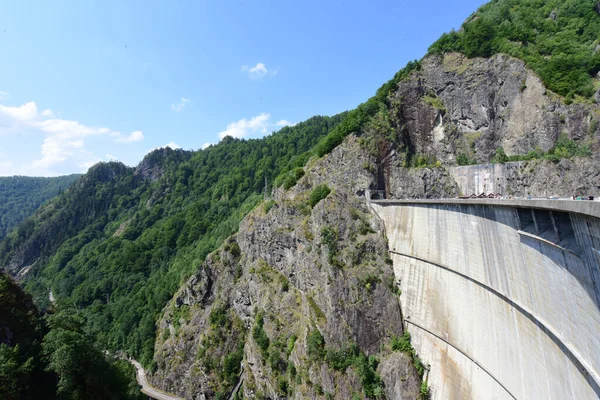 Vidraru Dam Het Fagaras Gebergte Gebouwd Tussen Pleaa Vidraru Hellingen — Stockfoto