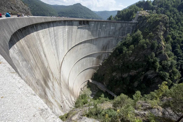 Vidraru Dam Het Fagaras Gebergte Gebouwd Tussen Pleaa Vidraru Hellingen — Stockfoto