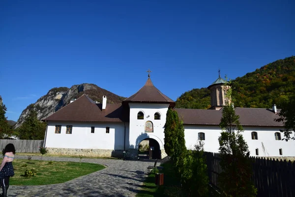 Polovragi Ortodokse Kloster 500 Gammel Første Grundlæggere Radu Patru Sønner - Stock-foto