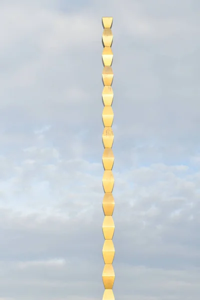 Infinite Column Endless Column 루마니아 남부에 특화된 깔때기 기둥의 스타일이며 — 스톡 사진