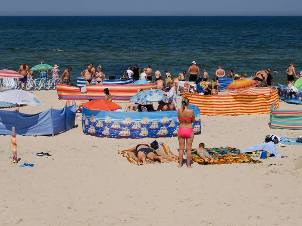 Sarbinowo West Pomeranian Poland 2021 Holidaymakers Relacation Sunshine Sea — 스톡 사진