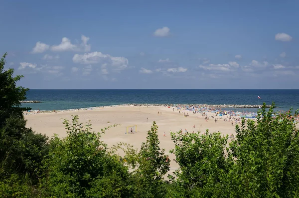 Sea Coast Summer Holidaymakers Relaxing Sunny Beach — Stock Photo, Image