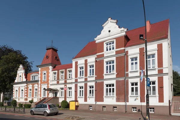 BIALOGARD, BATI POLAND - AĞUSTOS 09, 2025: Klas Arkeoloji - Belediye Anaokulu Binası