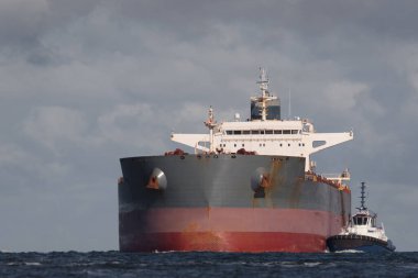 MARITIME TRANSORT - Deniz limanına büyük bir gemi yelken açıyor