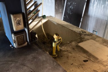 Yangın sonucu oluşan bilim laboratuvarı..