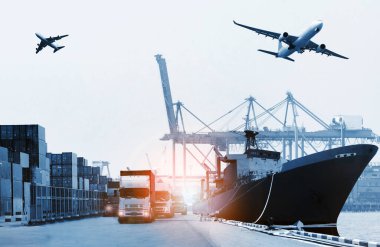 Dünya lojistik geçmişi veya ulaşım sektörü veya nakliye sektörü, konteyner sevkiyatı, kamyon teslimatı, uçak, ithalat ihracat kavramı