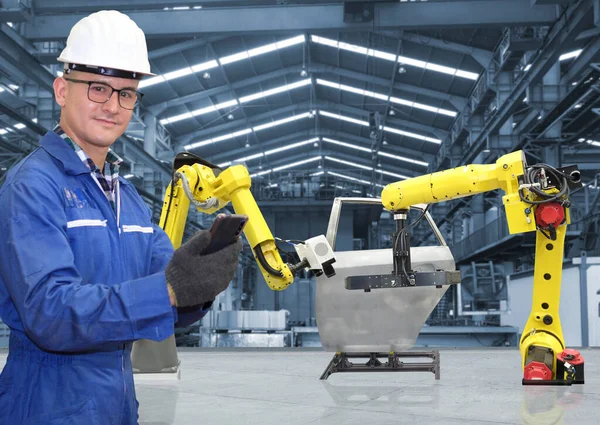 Schweißroboter Arbeiten Der Automobilzulieferindustrie — Stockfoto