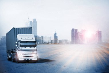 Ulaştırma, ithalat-ihracat ve lojistik konsepti, konteyner kamyonu, ulaşım ve ithalat-ihracat ticari lojistik, nakliye sektörü