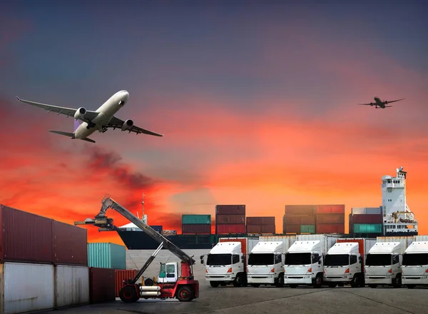 Concetto Trasporto Import Export Logistica Container Truck Nave Porto Cargo — Foto Stock