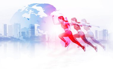  Koşucu kadın koşucu koşucu koşu yarışması beyaz arka planda izole edilmiş, şık spor giyimli çekici bir kadının fotoğrafı. Dinamik hareket. Yan görüş. Spor ve sağlıklı yaşam tarzı, sağlıklı yaşam tarzı koşan kadınlar. 