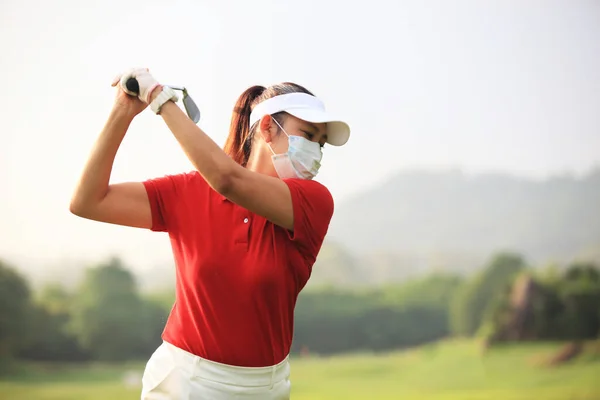 Krásné Golfové Hřiště Při Západu Slunce Čas Východu Slunce Golfistka — Stock fotografie