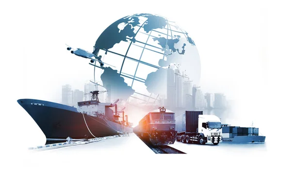 工作区域工业和安全概念集装箱卡车 港口船舶和货运飞机在运输和进出口商业物流 航运行业的双重风险敞口 — 图库照片