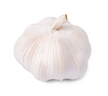 İzole sarımsak taze soyulmuş sarımsak, beyaz arka planda ampul. kırpma yolu.