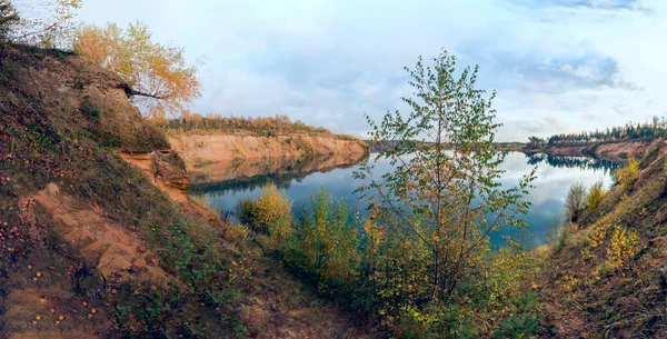 Rivage Sablonneux Lac Montagne Automne Région Leningrad — Photo