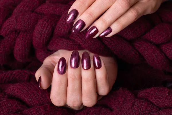 Beautiful Female Hands Manicure Nails Wine Red Gel Polish Wool — Stock Photo, Image
