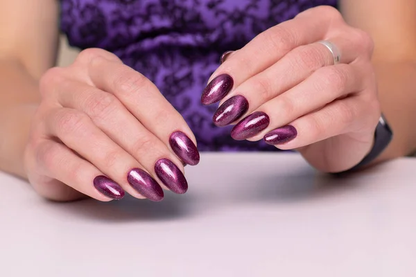 Beautiful Female Hands Manicure Nails Maroon Gel Polish White Background — Stock Photo, Image
