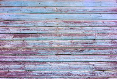 Eski bir yüzeyi olan ahşap bir duvar. Eski bir duvar ve koyu ahşaptan yapılmış zemin, gerçekçi ahşap dokusu var..