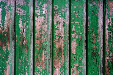 Eski bir yüzeyi olan ahşap bir duvar. Eski bir duvar ve koyu ahşaptan yapılmış zemin, gerçekçi ahşap dokusu var..