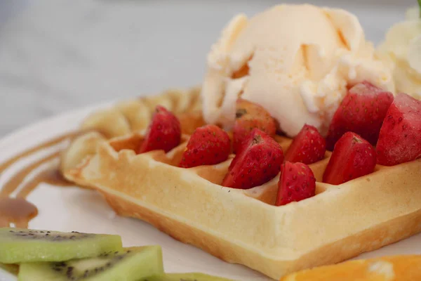 Belgium Waffles Strawberries Ice Cream White Plate — Stock Photo, Image