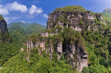 Qiannan Bölgesi, Guizhou, Çin 'in çeşitli bölgelerindeki Karst manzaraları