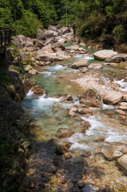 Qiannan Bölgesi, Guizhou, Çin 'in çeşitli bölgelerindeki Karst manzaraları