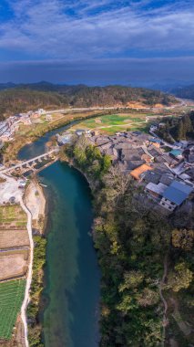 Libo County, Guizhou, Çin 'de kışın güzel kırsal manzara.