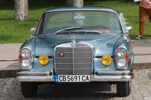 Sofía Bulgaria Junio 2021 Desfile Viejos Coches Retro Spring Retro — Foto de Stock