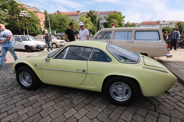 Sofía Bulgaria Junio 2021 Desfile Viejos Coches Retro Spring Retro — Foto de Stock