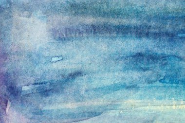 Kağıt dokusunda mavi suluboya, arkaplan tasarımı, elle boyanmış element
