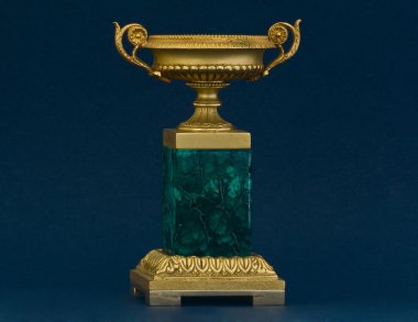 Yaldızlı bronz ve malakit vazo