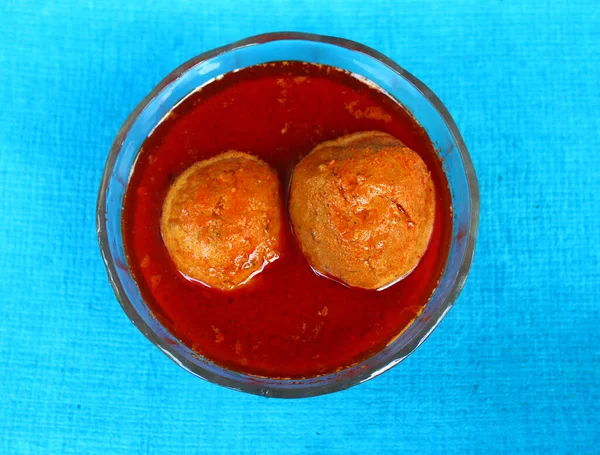 Koyun Rista, Hindistan, Kaşmir 'in geleneksel vejetaryen olmayan yemeği. 