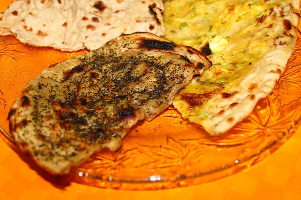 Máta Paratha Tandoori Roti Vycpaný Naan Chléb Detailní — Stock fotografie