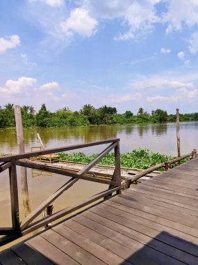 Andai Nehri Endonezya 'nın Banjarmasin kentinin sahip olduğu nehirlerden biridir.