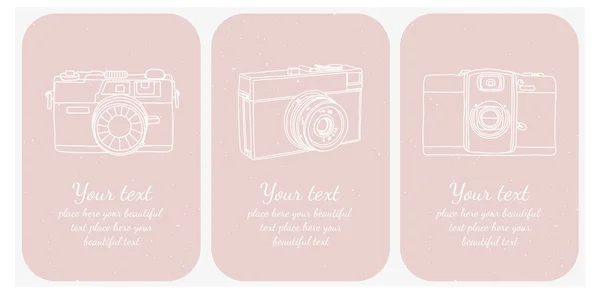 Set of three vintage gift cards with hand drawn photo cameras. — Stock Vector