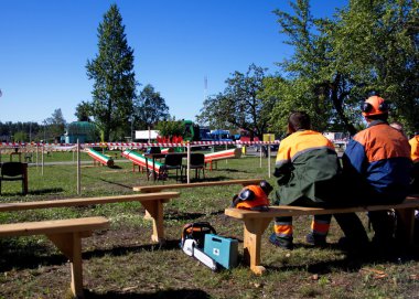 Yarışma loggers başlangıcı bekliyor