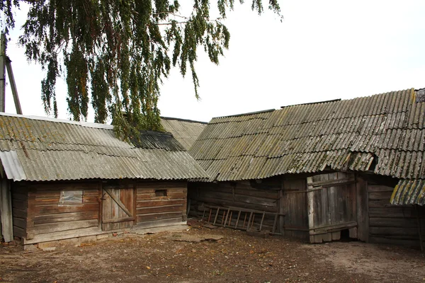 Staré stodoly na farmářských — Stock fotografie