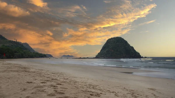 Ηλιοβασίλεμα Στο Pantai Pulau Merah Red Island Beach Banyuwangi Ανατολική — Φωτογραφία Αρχείου