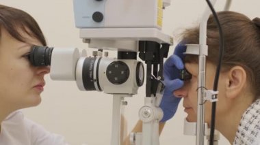 Seçici Lazer Trabeküloplasti. Göz hastalıklarının genel teşhisi. Oftalmoloji gonioskopi lensi