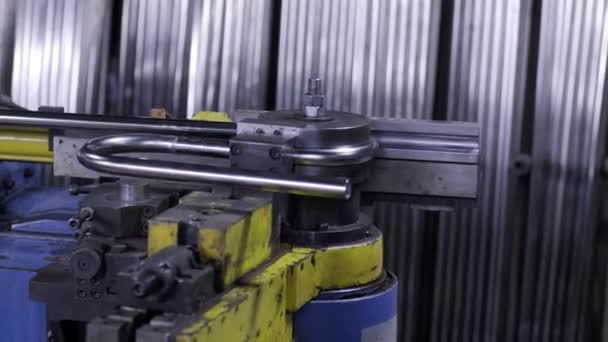 Станок Промышленного Гибочного Оборудования Гибки Металлических Труб Заводе Автоматическая Металлообрабатывающая — стоковое видео