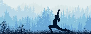 Yatay pankart. Ormandaki çayır üzerinde yoga yapan bir kız silueti. Yoga güneşi selamı. Sağlıklı yaşam tarzı, ağaçlar, çimenler. Sihirli sisli manzara, sis. Mavi, gri çizim. 