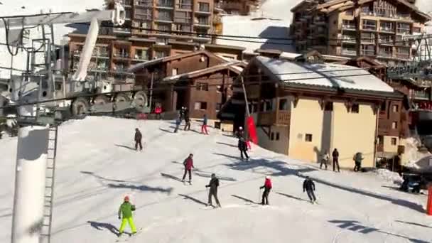 Val Thorens Francja Styczeń 2020 Widok Kurortu Val Thorens Wyciągu — Wideo stockowe