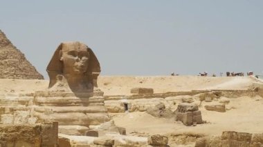 Sfenks ve giza piramitlerinin genel görünümü