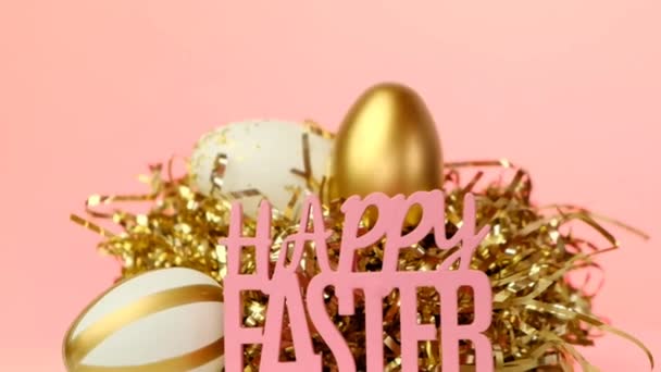 Veselé Velikonoce na světle růžové pozadí.Náboženské prázdninové pozadí. — Stock video