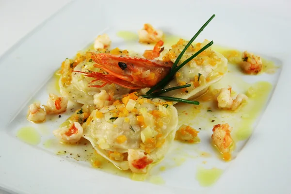 Ravioli witih shrimp — Stock Photo, Image