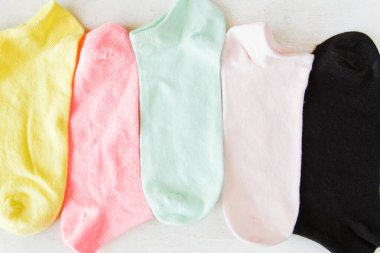 Renkli çoraplar arka plan, yüksek açı görünümü, çok renkli